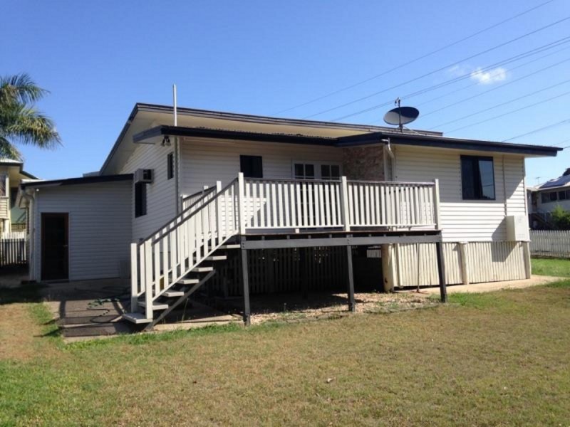 16 Thompson Street, Park Avenue QLD 4701